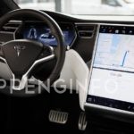 Tesla kembali tantang hacker untuk temukam bugs di mobil pintar buatannya