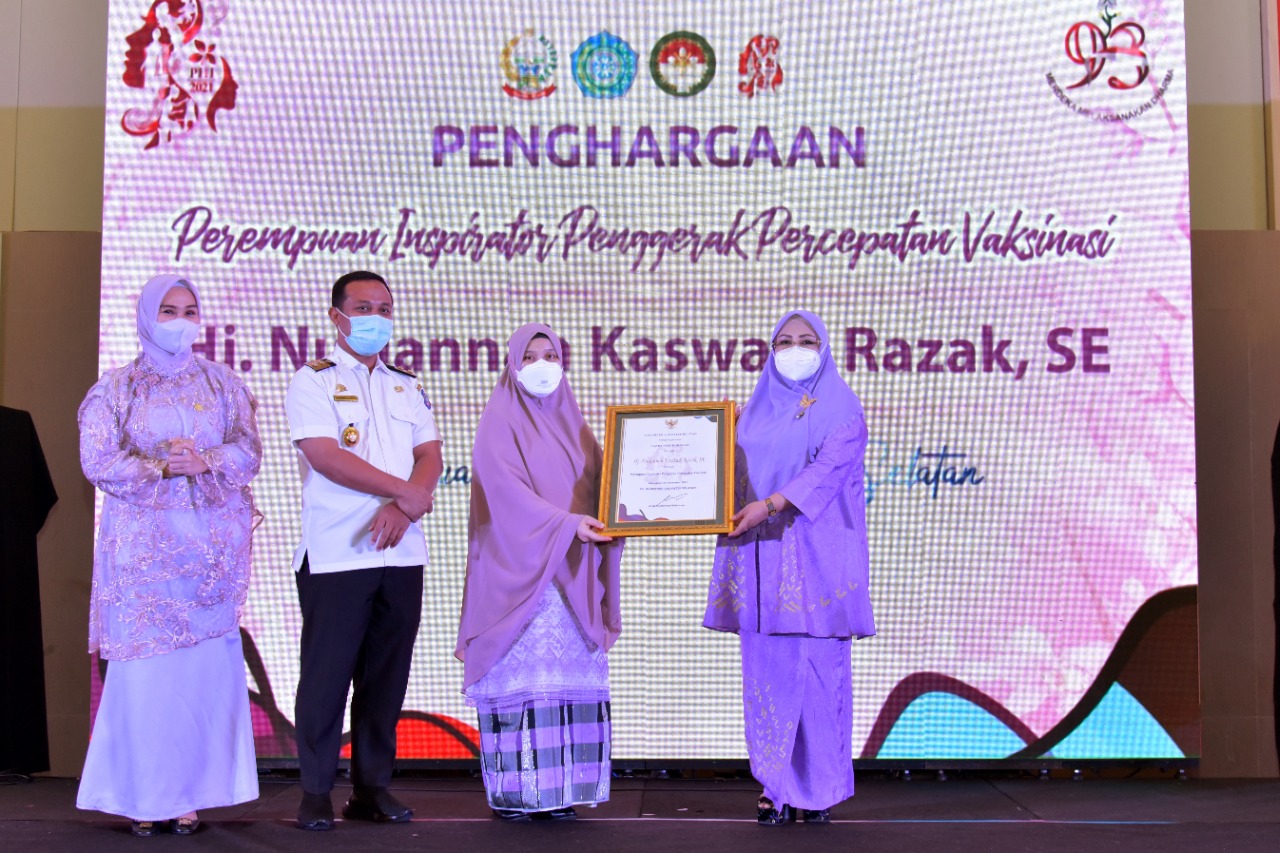 Berkat Kolaborasi Organisasi Wanita, Nurjannah Kaswadi di Anugrahi Penghargaan Vaksinasi