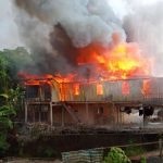 Kebakaran hanguskan 2 Rumah di Kampong Awo